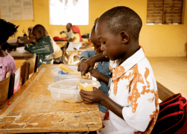 enfant-cantine-gret